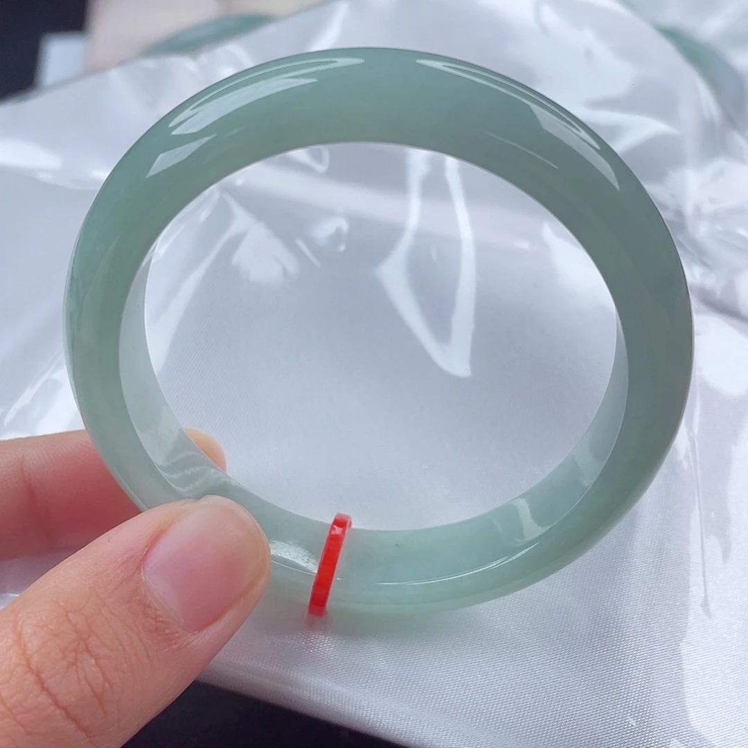 翡翠手镯未镶嵌53正圈