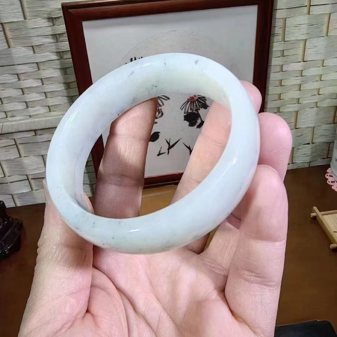 新疆和田玉青花手镯且末老料圈口60.2mm高油性肉细过灯一级白完美
