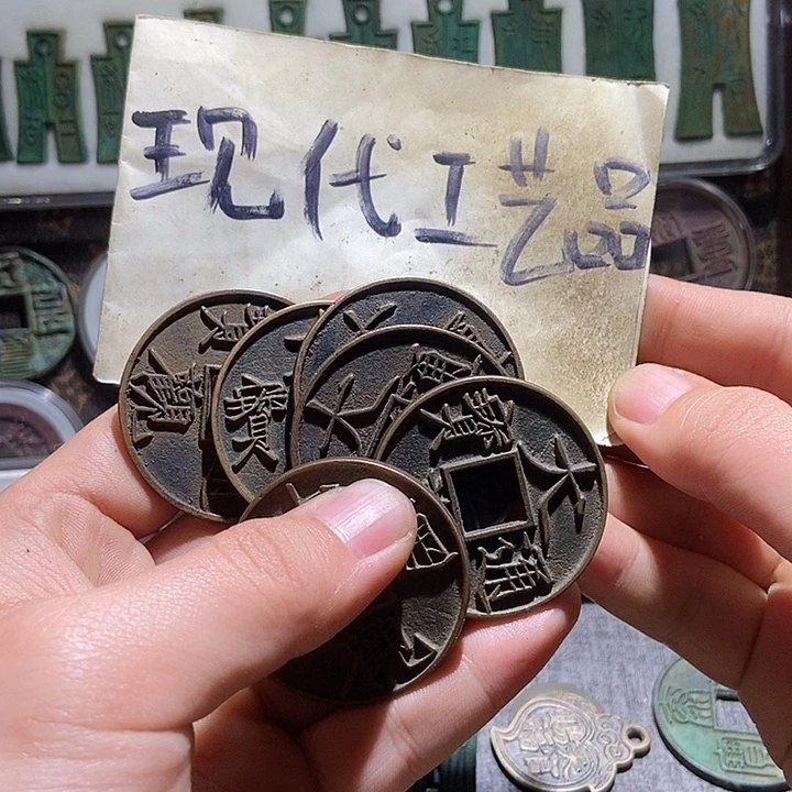 铜书***阁现代翻砂制作工艺品