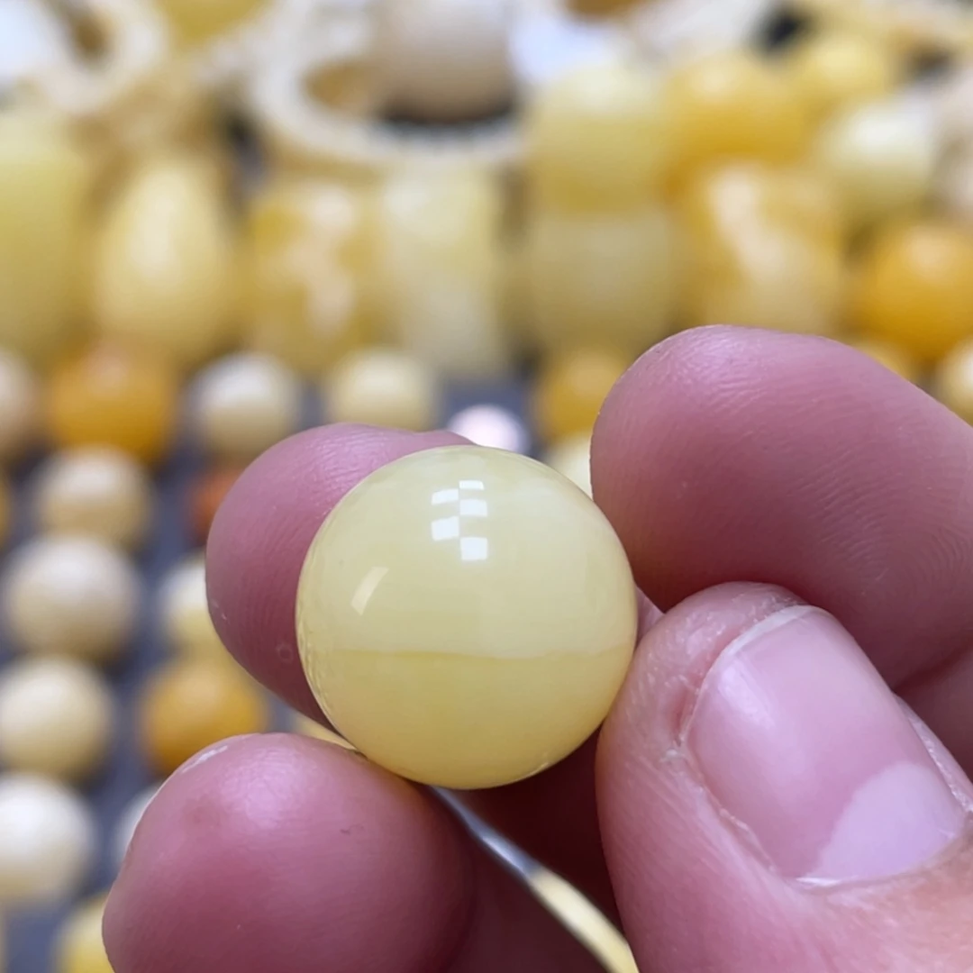 蜜蜡未镶嵌裸石14.6mm
