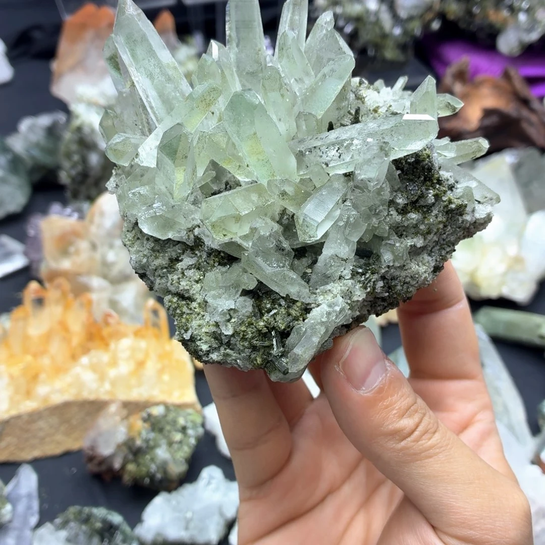 石材绝美绿幽晶簇