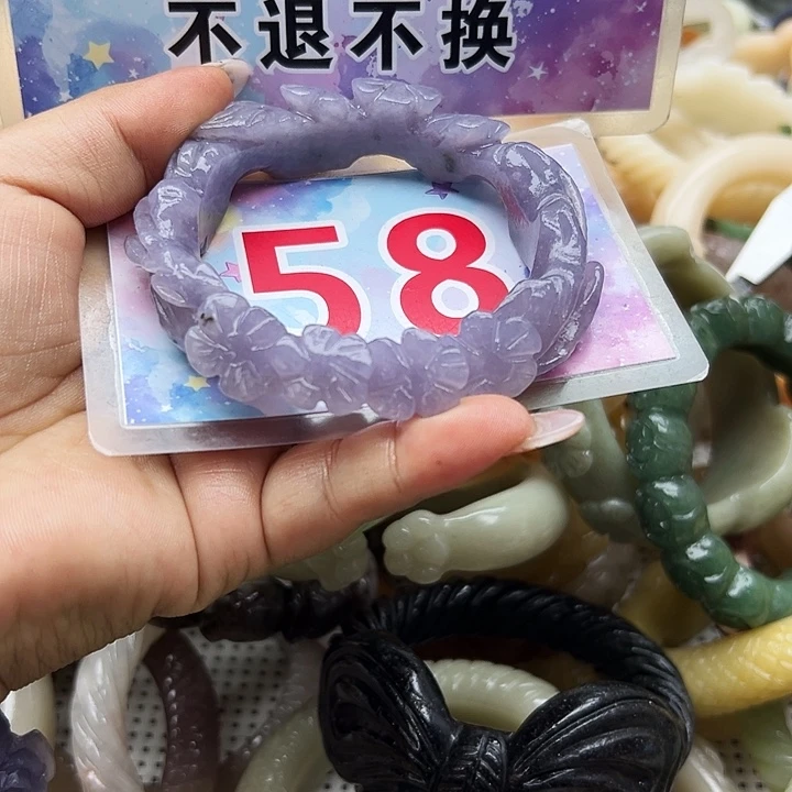 未镶嵌手镯石英岩玉
