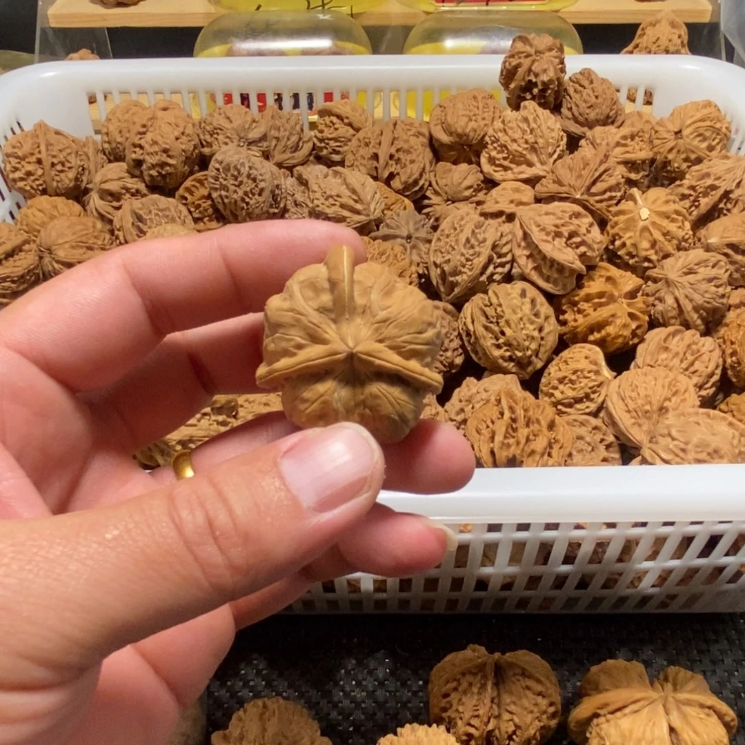 忆***昔文玩核桃吊坠核桃异形