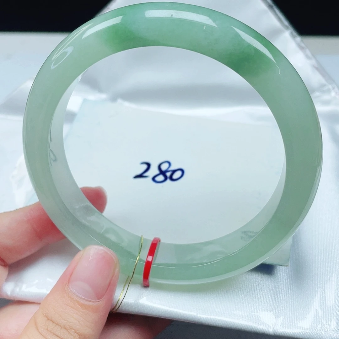 翡翠未镶嵌手镯正圈62