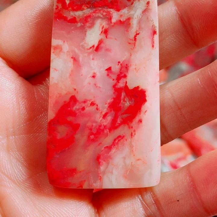 开***心巴林石巴林鸡血无事牌