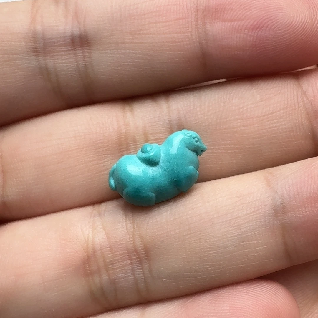 绿松石未镶嵌唐马