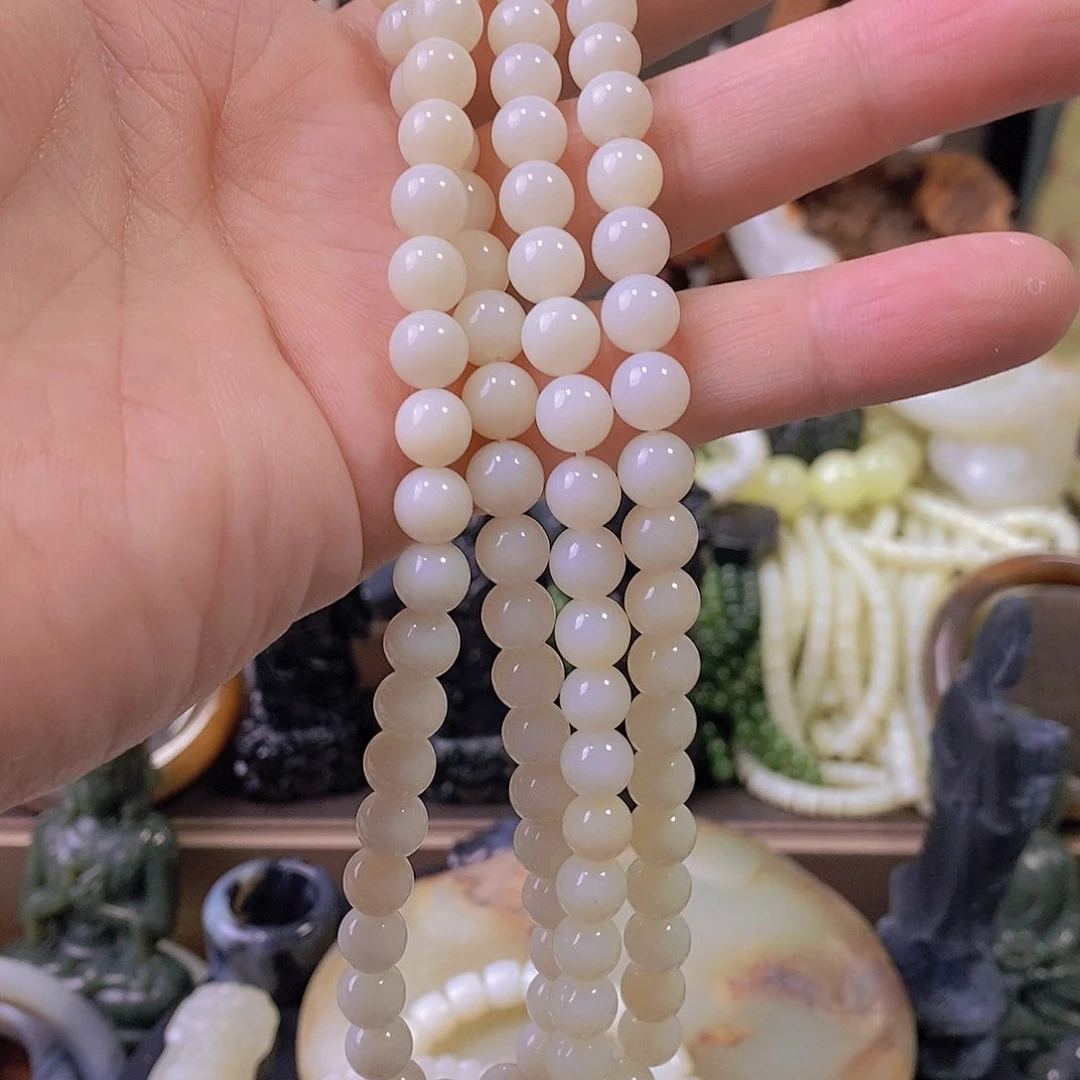未镶嵌手串和田玉卡8