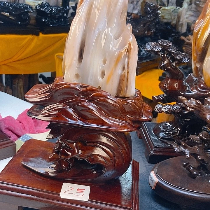 未镶嵌珠宝奇石硅化玉