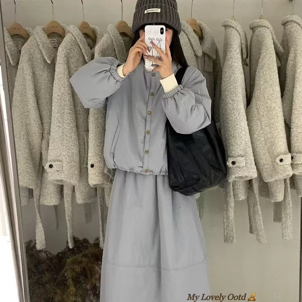 2024年冬季新款设计感两件套圆领韩系宽松棉服+半身裙套装女8237