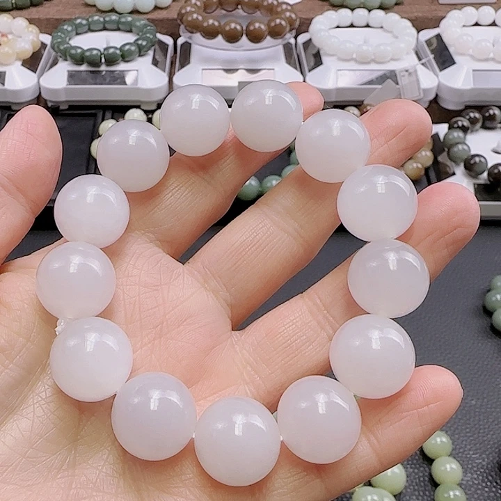 和田玉手串未镶嵌