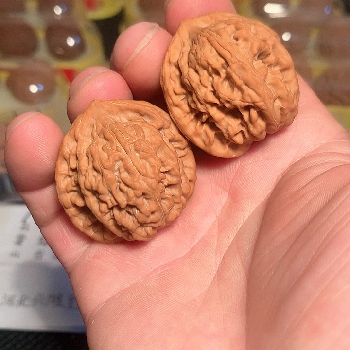 文玩核桃吊坠38马力