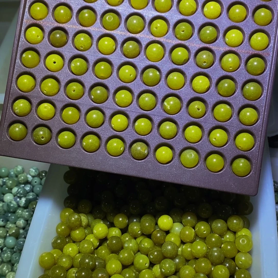 【闪购商品】蛇纹石玉颈饰未镶嵌5