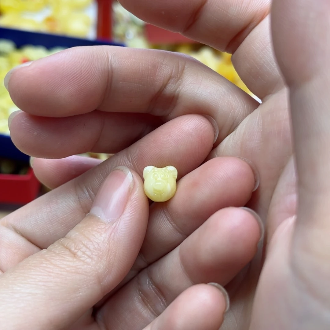 【闪购商品】蜜蜡裸石未镶嵌配饰