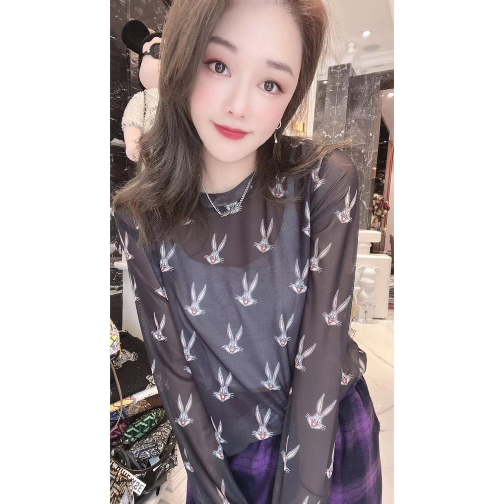 【22004黑色皮肤衣长T兔兔】打底长袖百搭舒适重工修身打底衫2025年