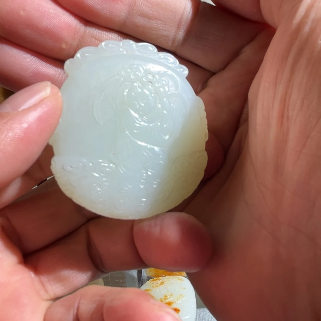 和田玉未镶嵌挂件