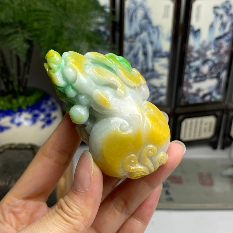 俏色黄加绿如意貔貅手把件摆件 天然翡翠A货