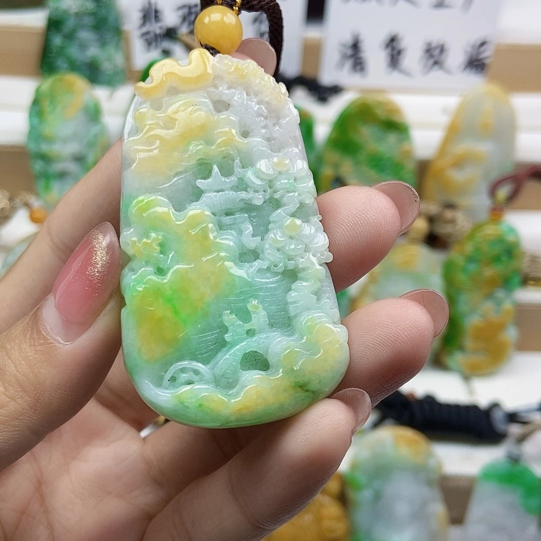 翡翠未镶嵌颈饰天然翡翠A货