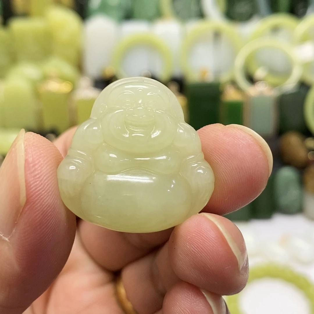 【闪购商品】颈饰未镶嵌和田玉