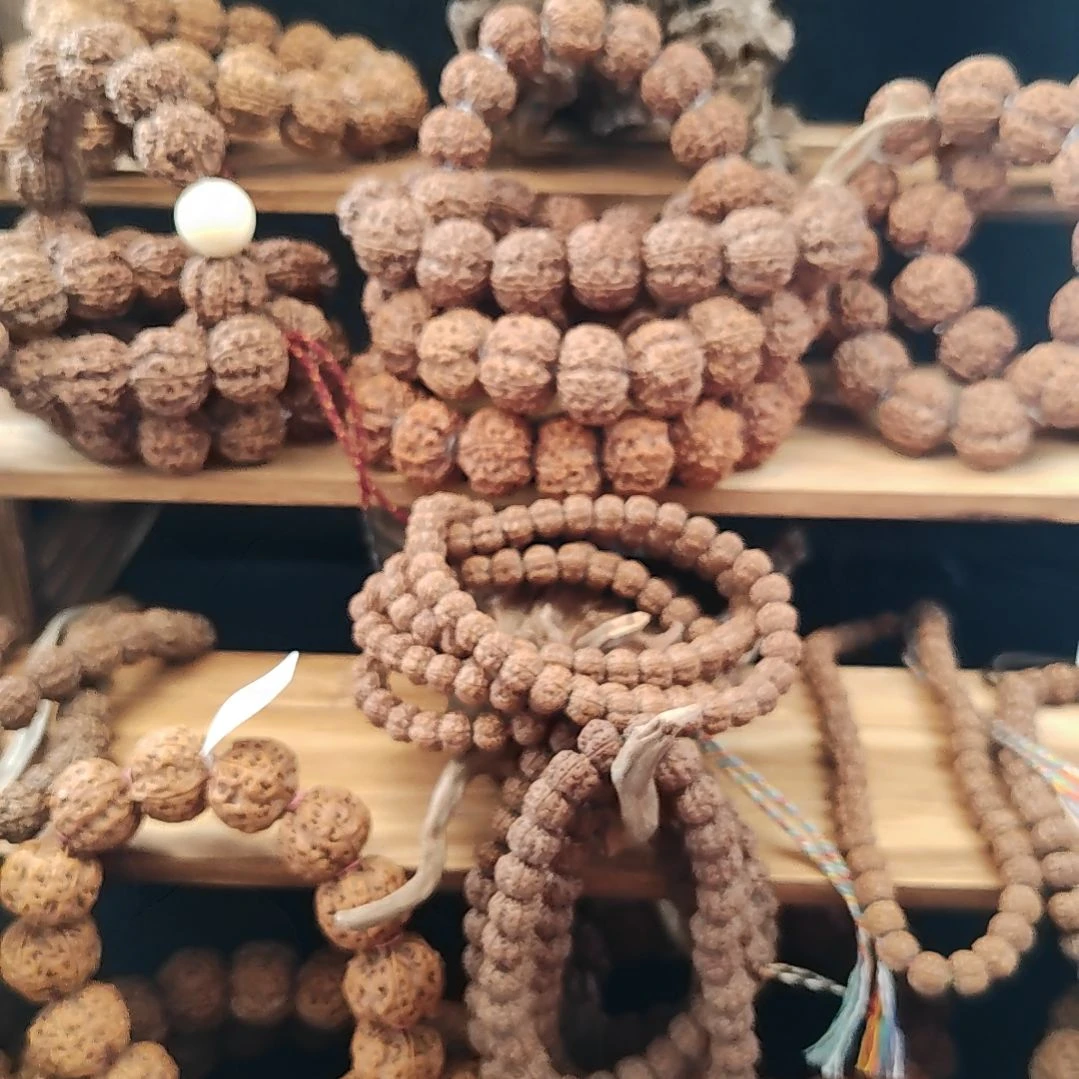 苏***南手串金刚菩提古龙梅花