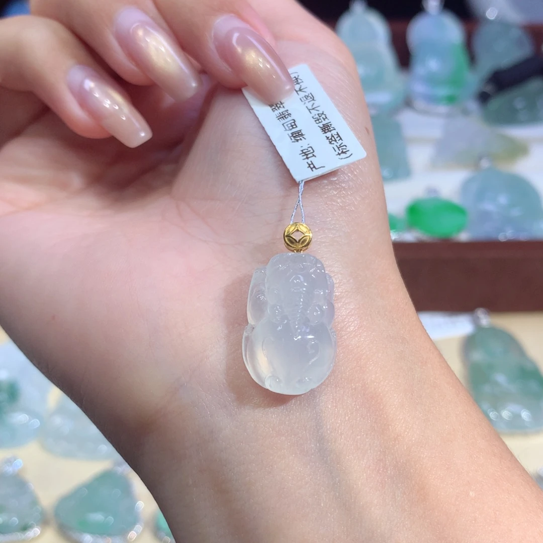 吊坠(不含链)18K金镶嵌翡翠
