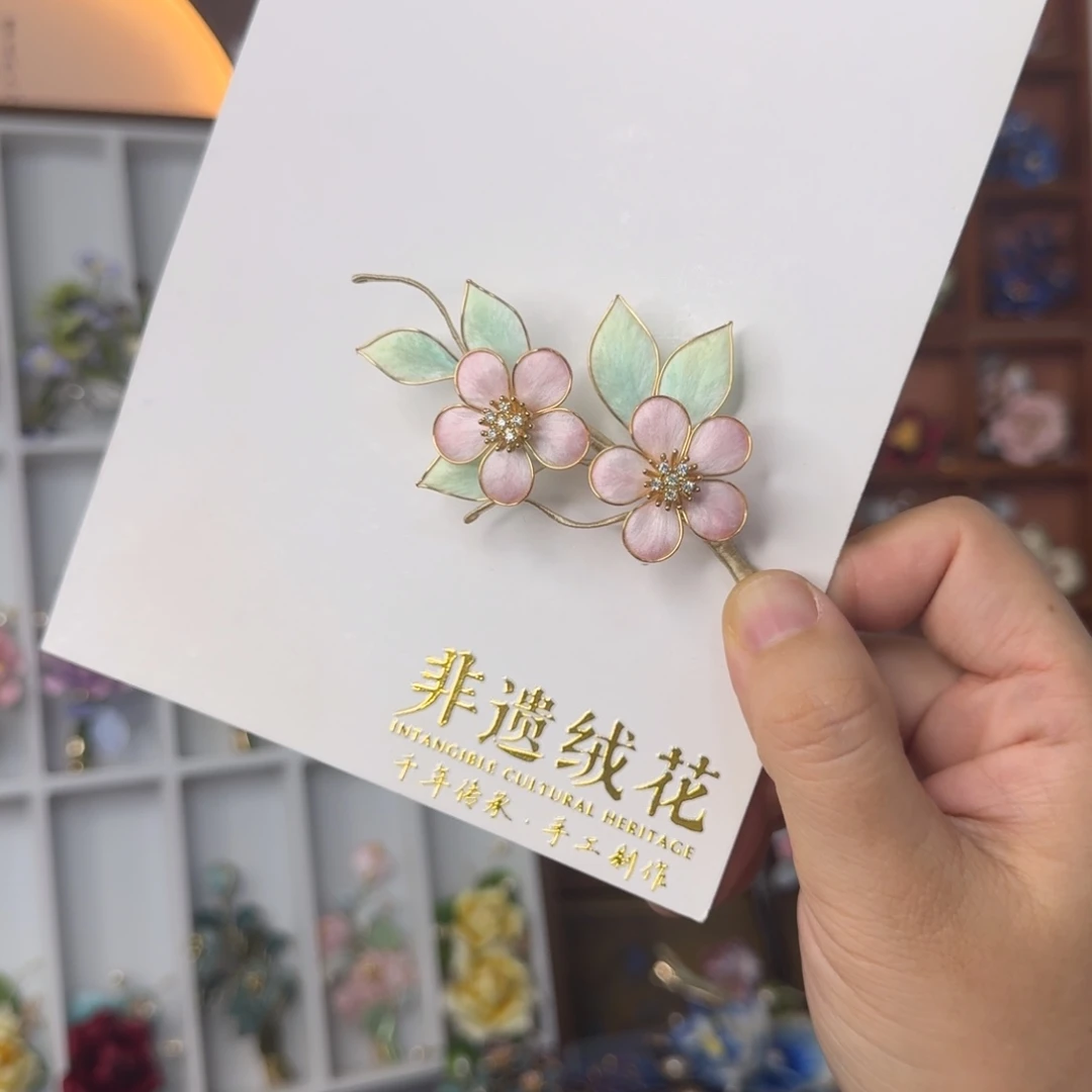 皮质铁合金非遗绒花发夹