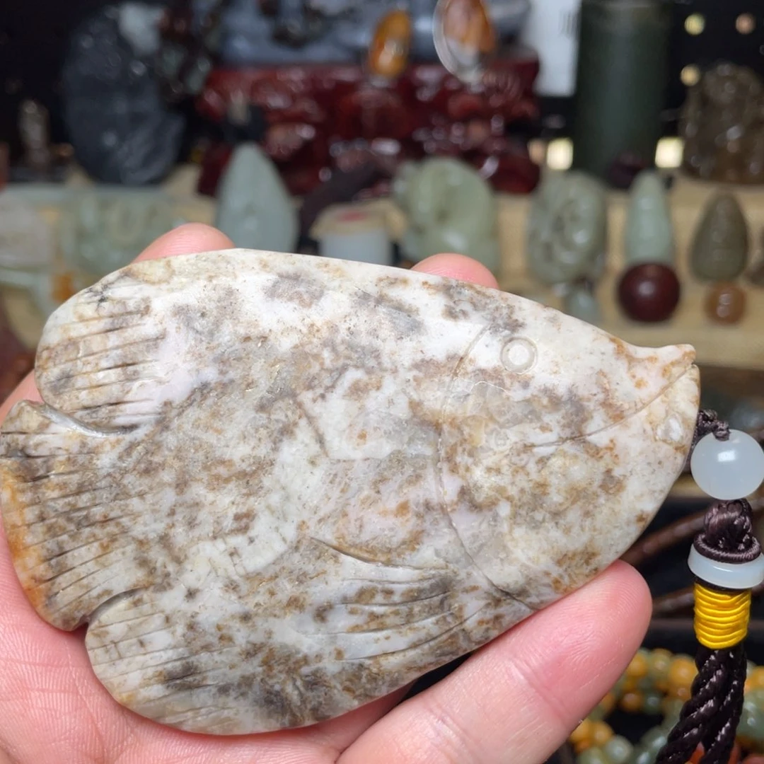 岫岩河磨玉（透闪石质玉）未镶嵌颈饰