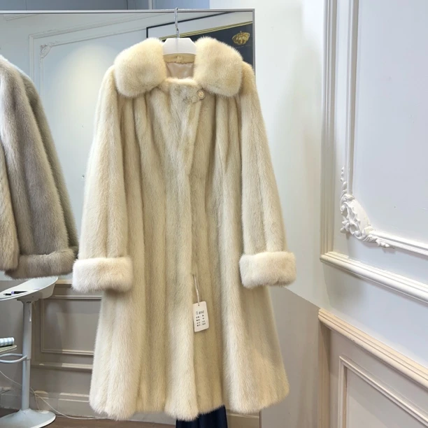 【C02】小码穿90斤米黄娃娃领挽袖长款减龄气质款