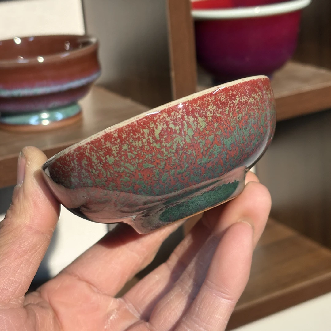 精品发色钧瓷原矿釉炉钧自然窑变主人杯