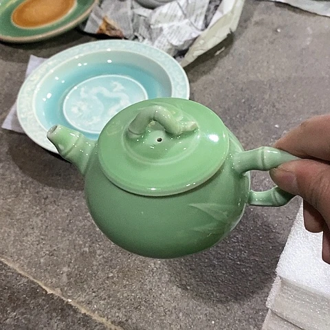 瓶繁****珊龙泉青瓷龙泉青瓷