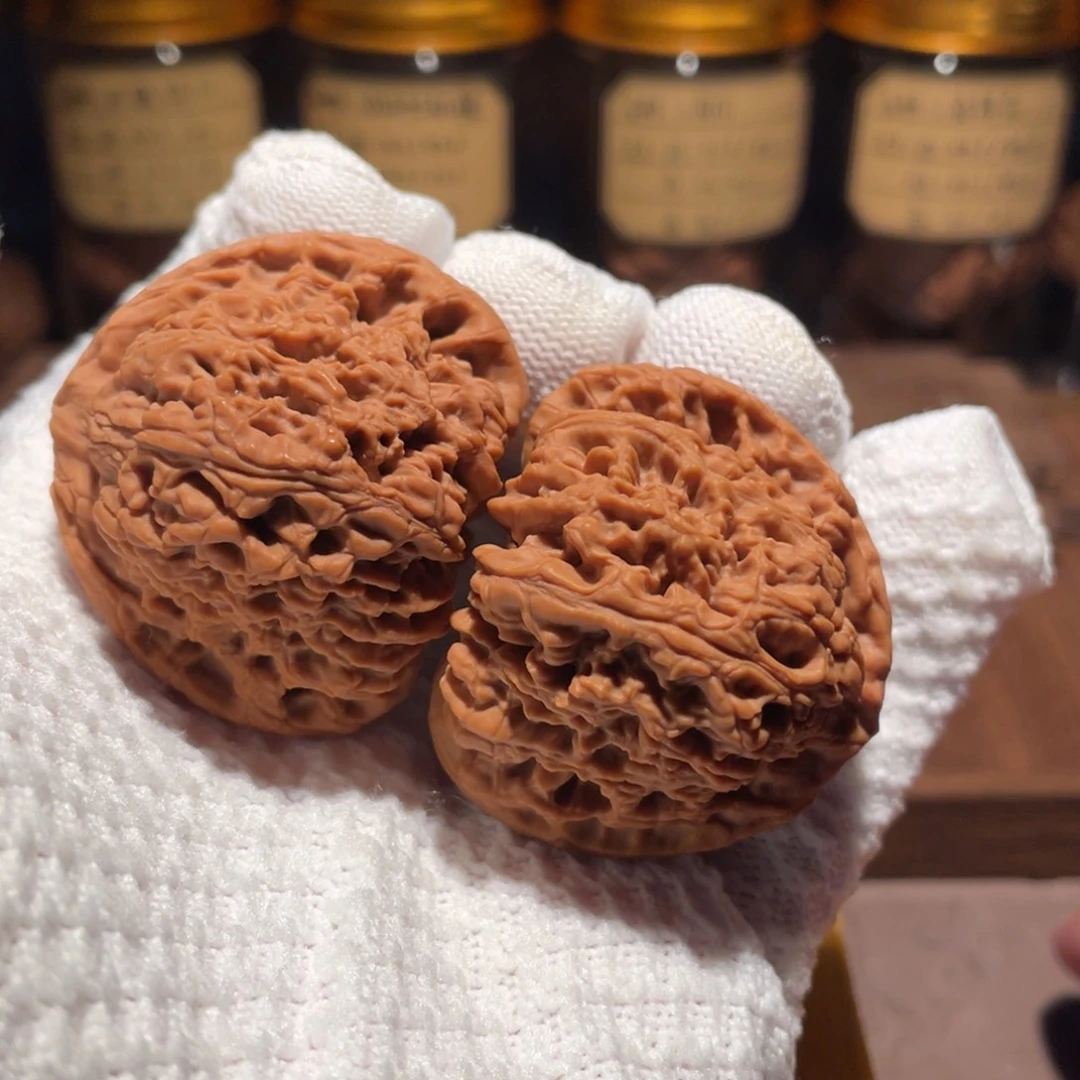 把件文玩核桃45三角球疆