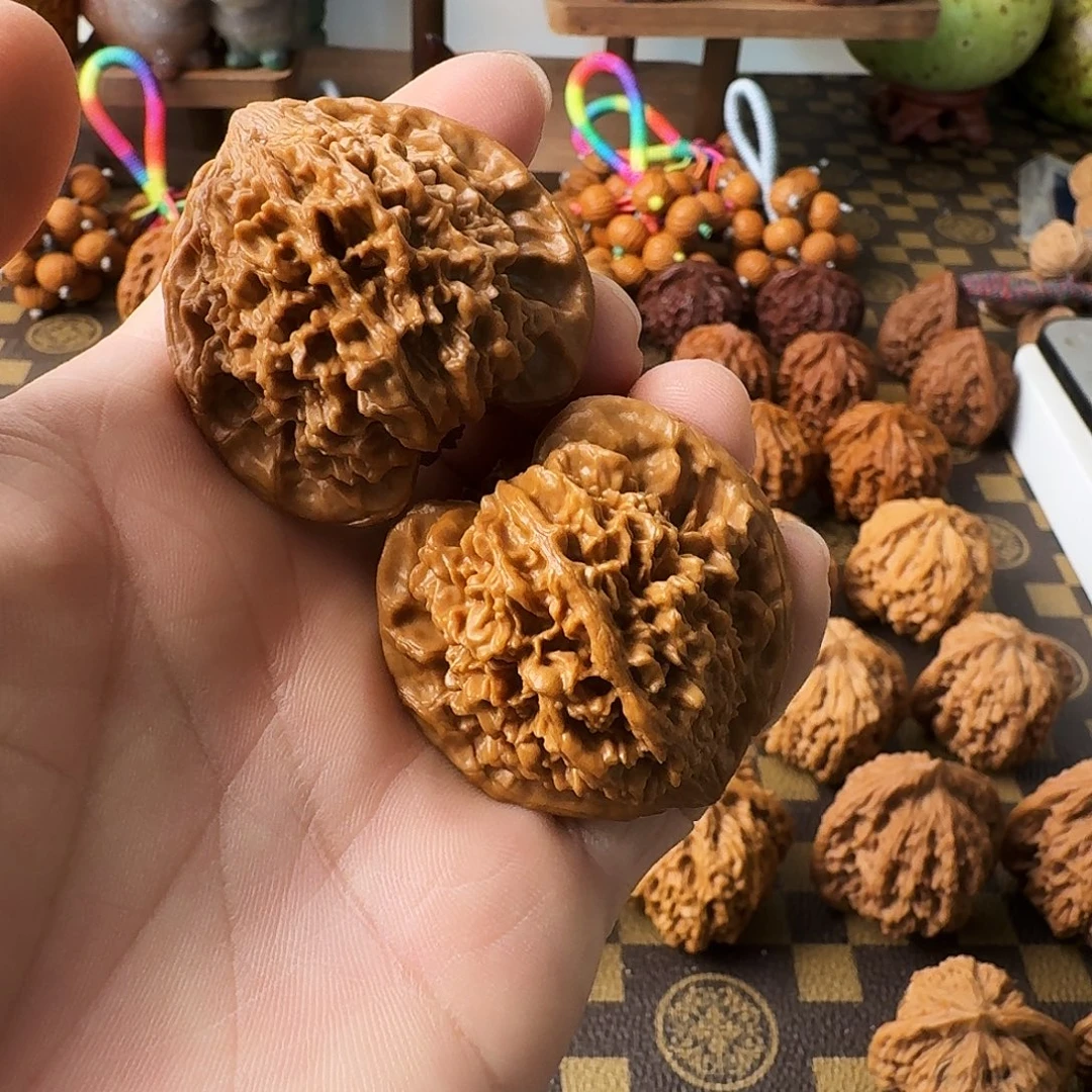 文玩核桃把件满天星