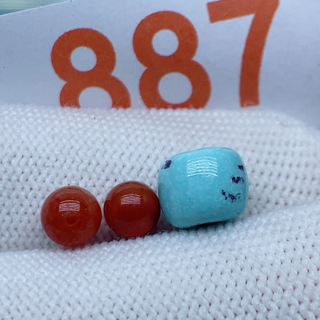 南红玛瑙未镶嵌珠宝奇石