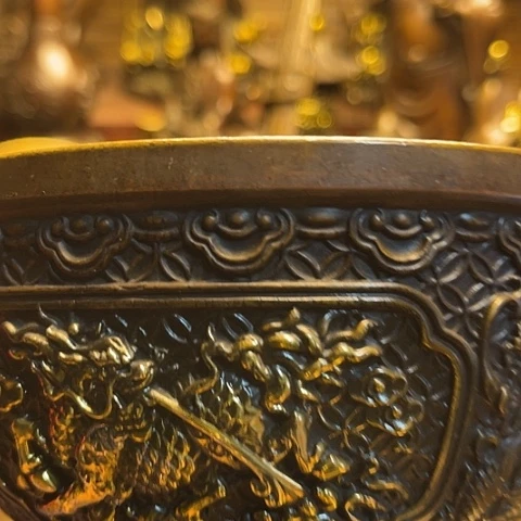 铜器摆件      点击下单