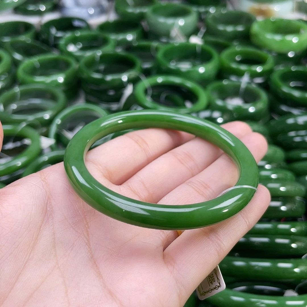 未镶嵌手镯和田玉（碧玉）