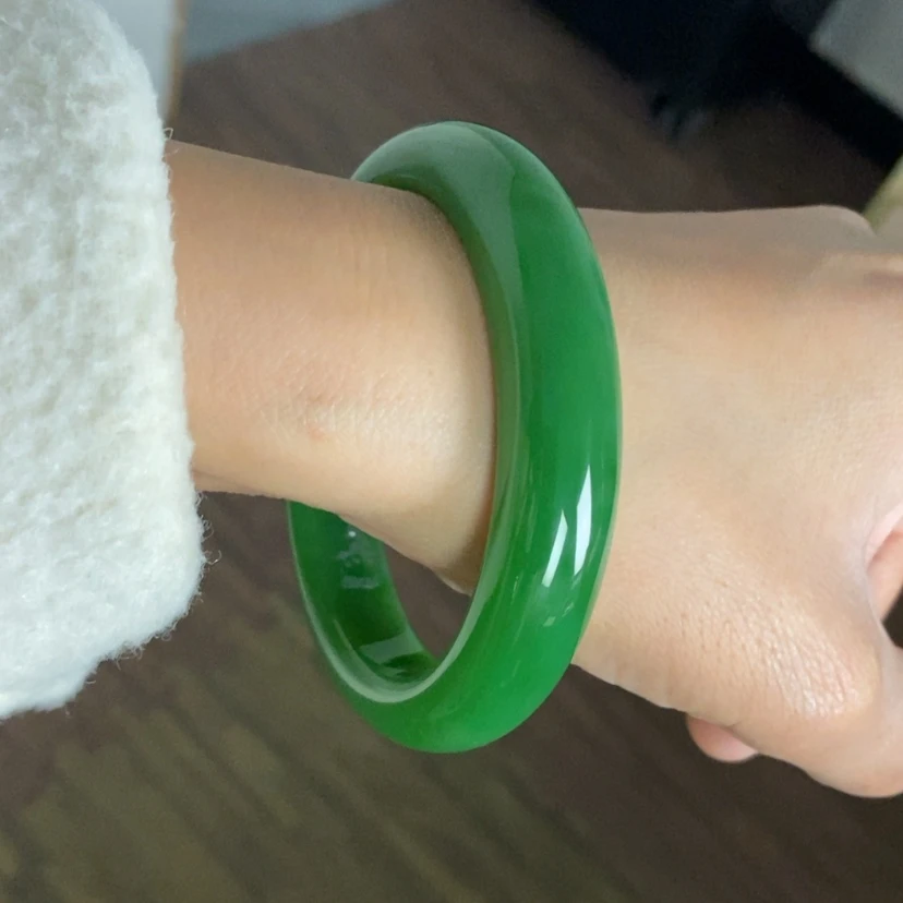 【闪购商品】未镶嵌手镯和田玉（碧玉）