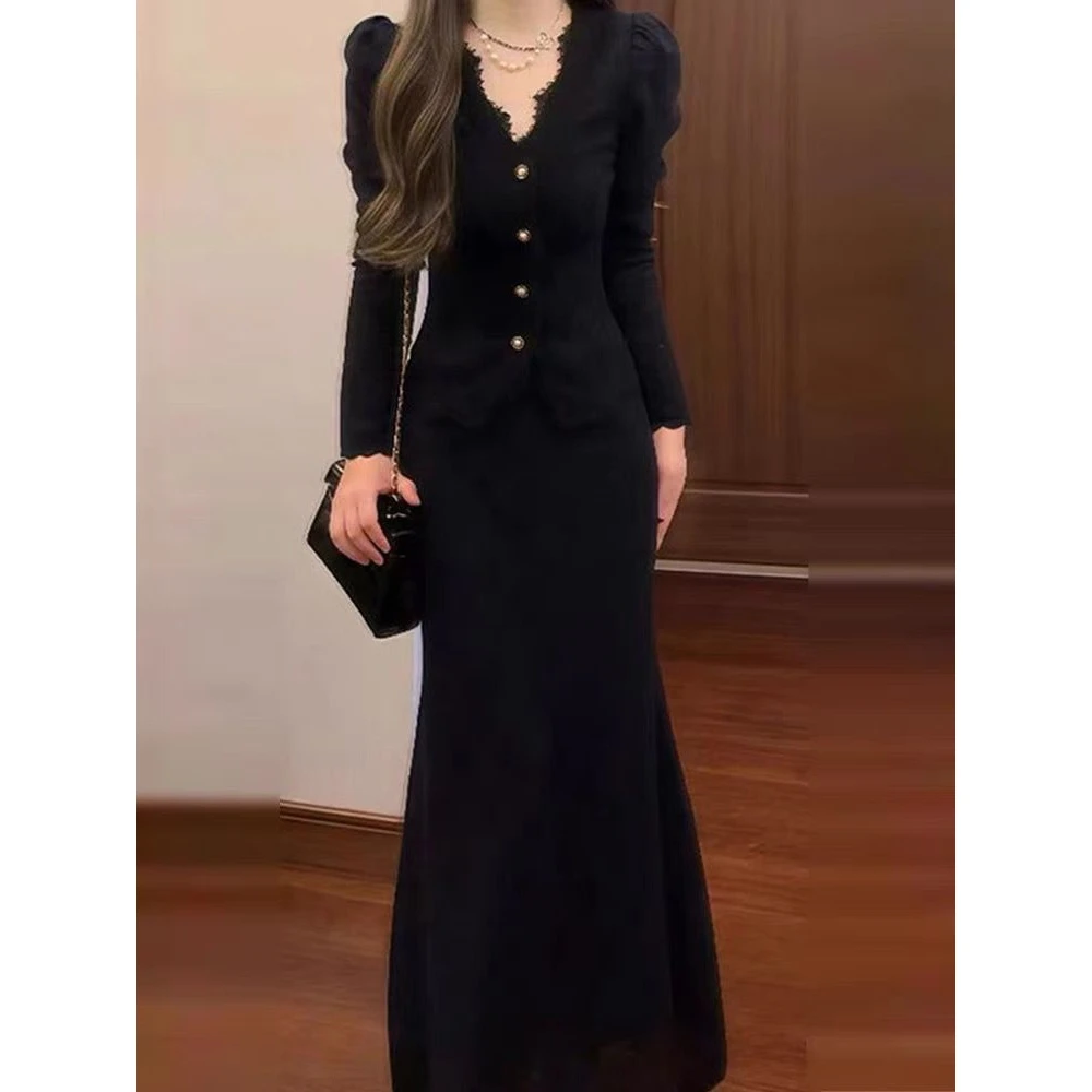 法式黑色针织连衣裙子女秋冬季小个子香风一整套入冬穿搭