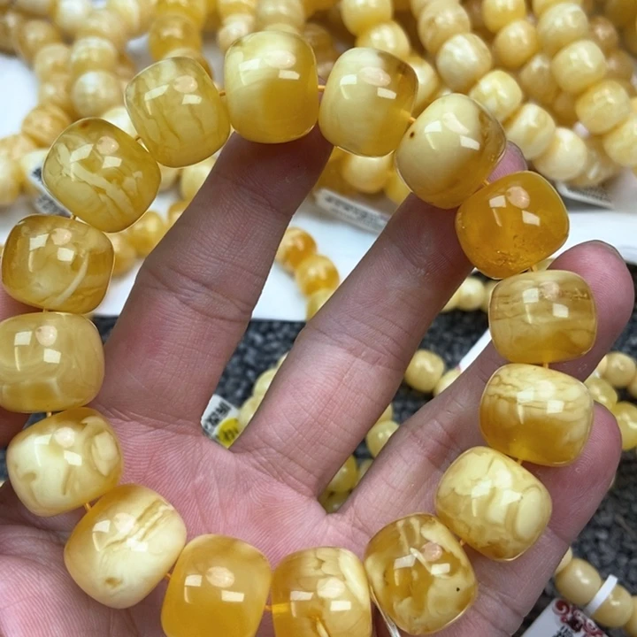 琥珀未镶嵌珠宝奇石30