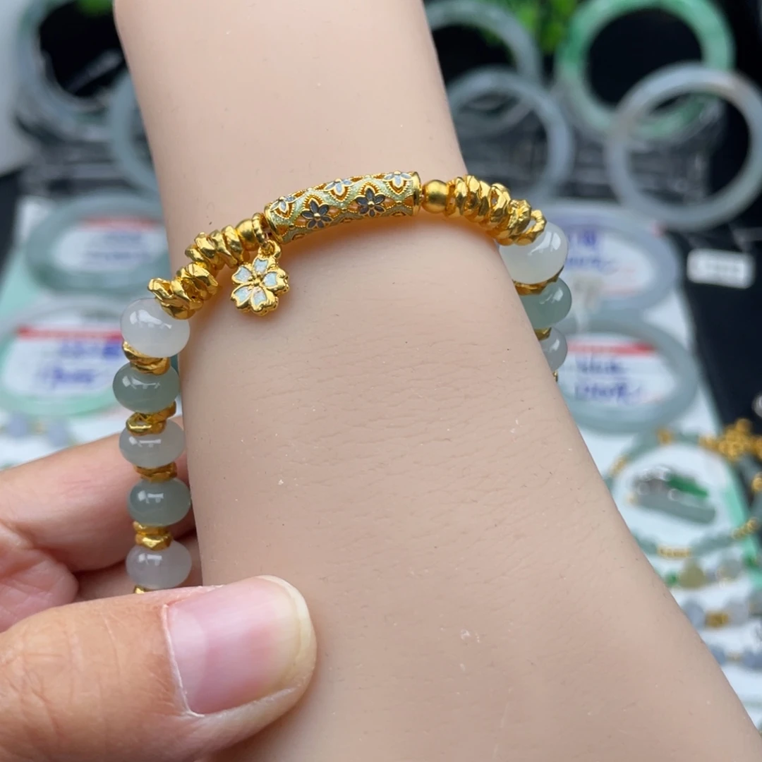 翡翠足金镶嵌手串