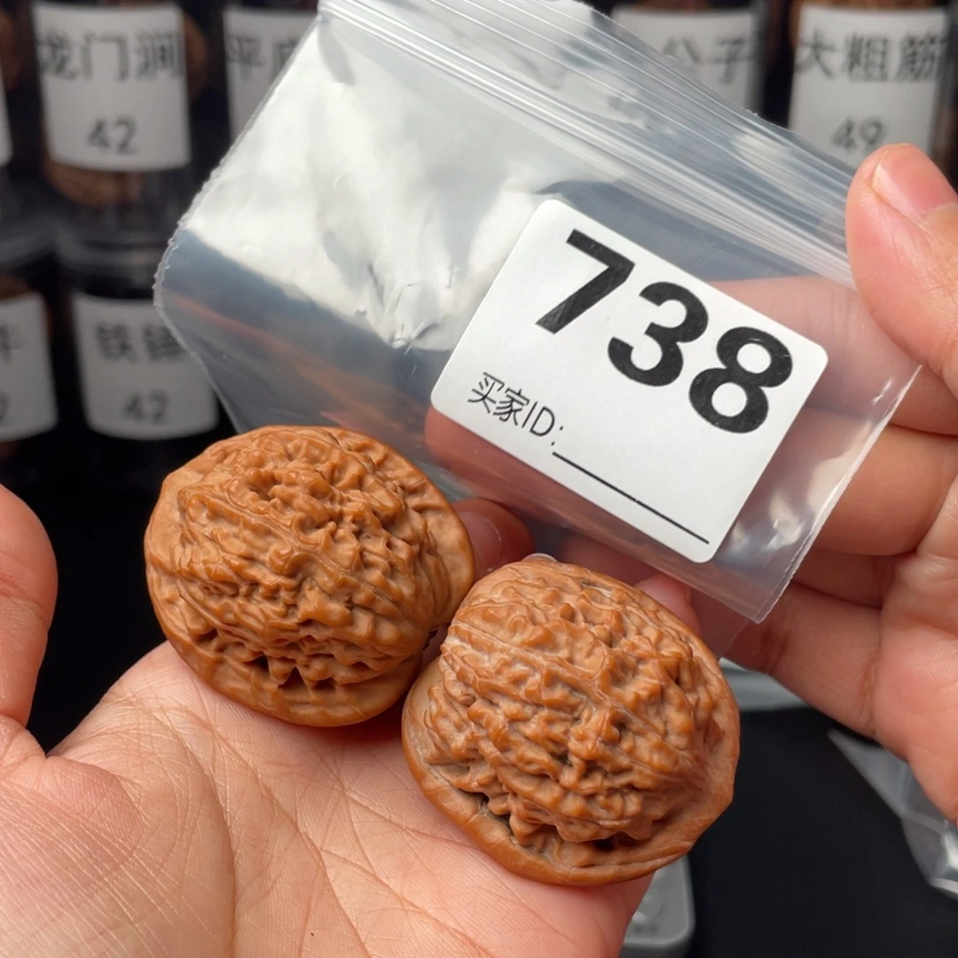 Y***！把件文玩核桃38莲花
