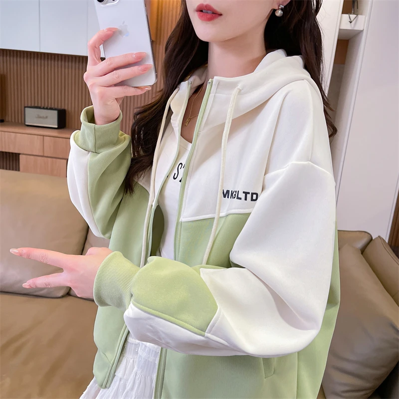 外套女春秋季新款宽松大码小众设计感减龄显瘦百搭通勤开衫ins潮