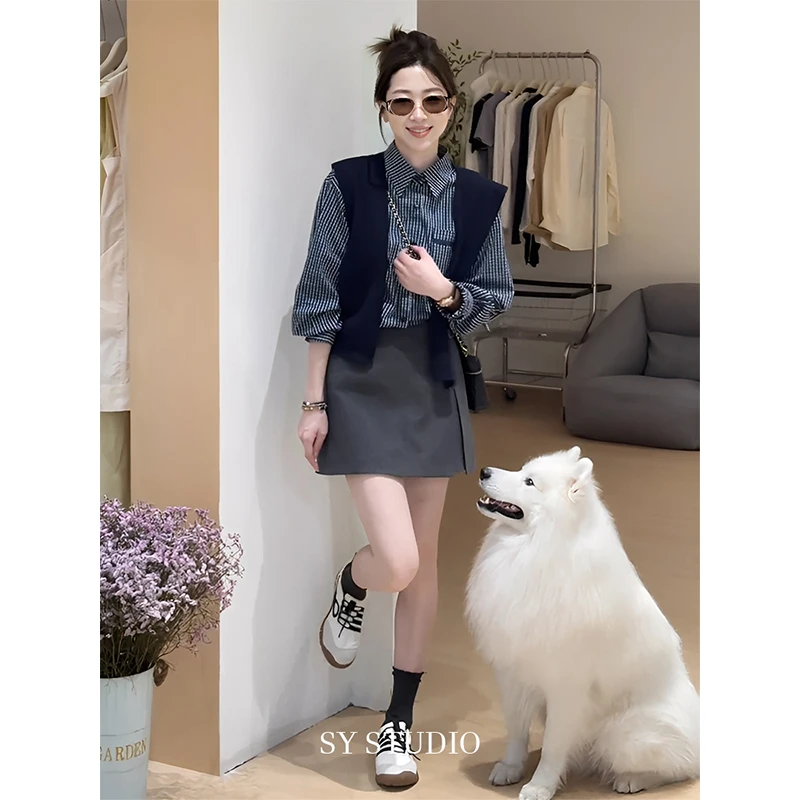 超火穿搭一整套设计感格子衬衫女披肩小个子高腰显瘦a字裙裤套装