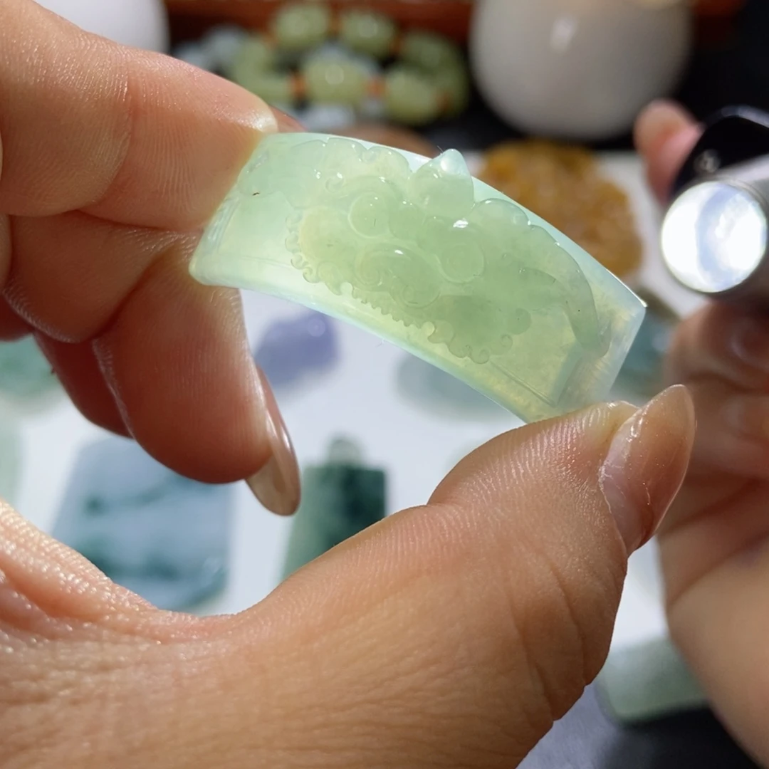 定制翡翠未镶嵌毛货