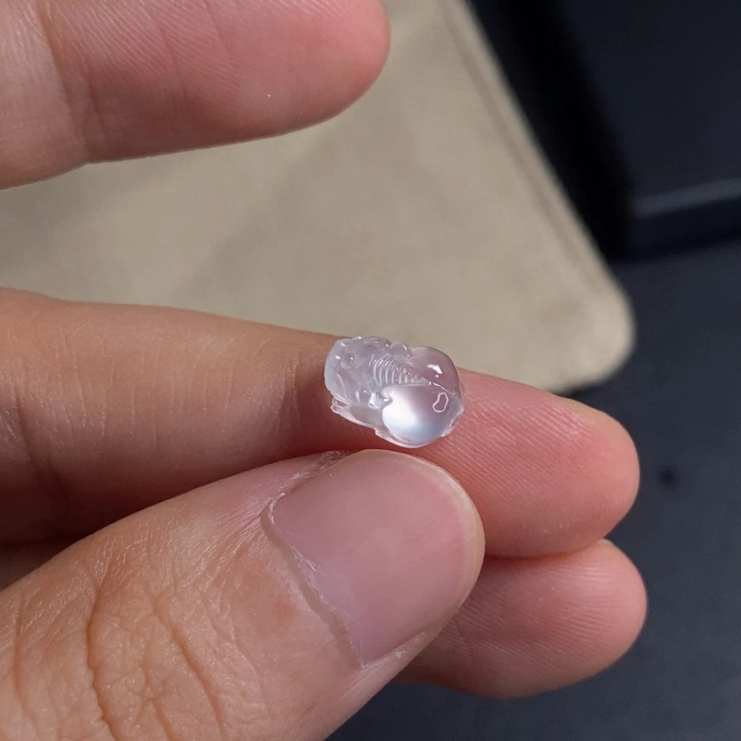 颈饰未镶嵌翡翠貔貅
