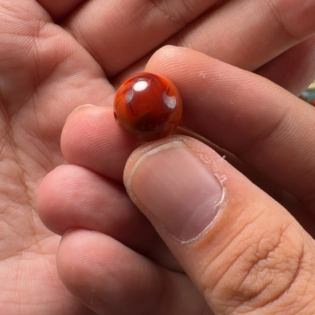 南红玛瑙火焰纹圆珠12mm未镶嵌@*白