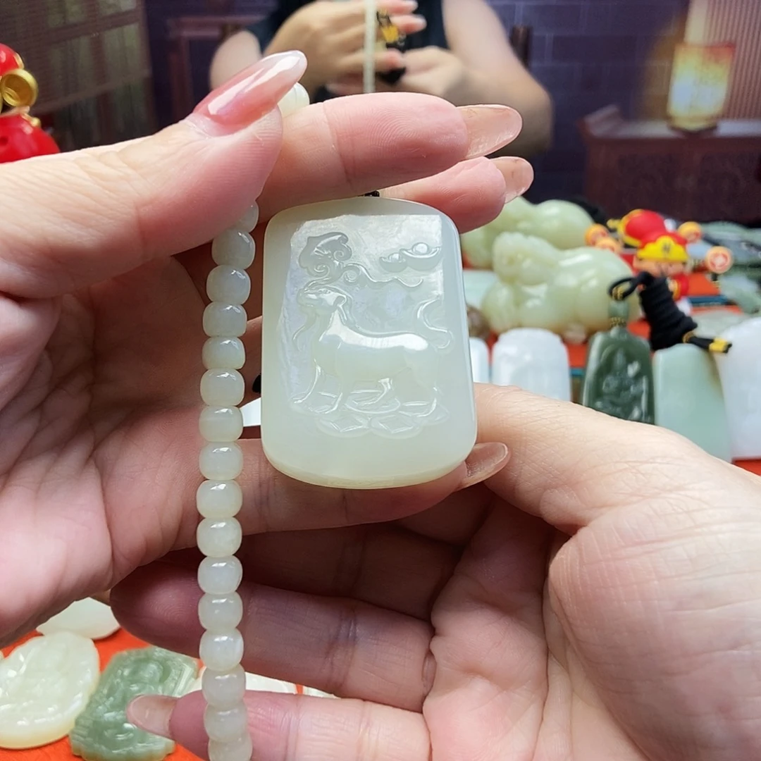 颈饰未镶嵌和田玉ღ****