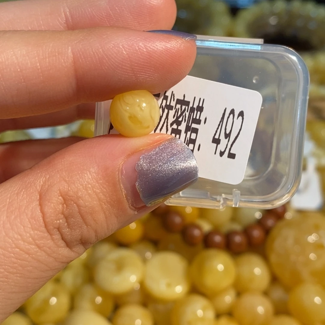 琥珀未镶嵌珠宝奇石492