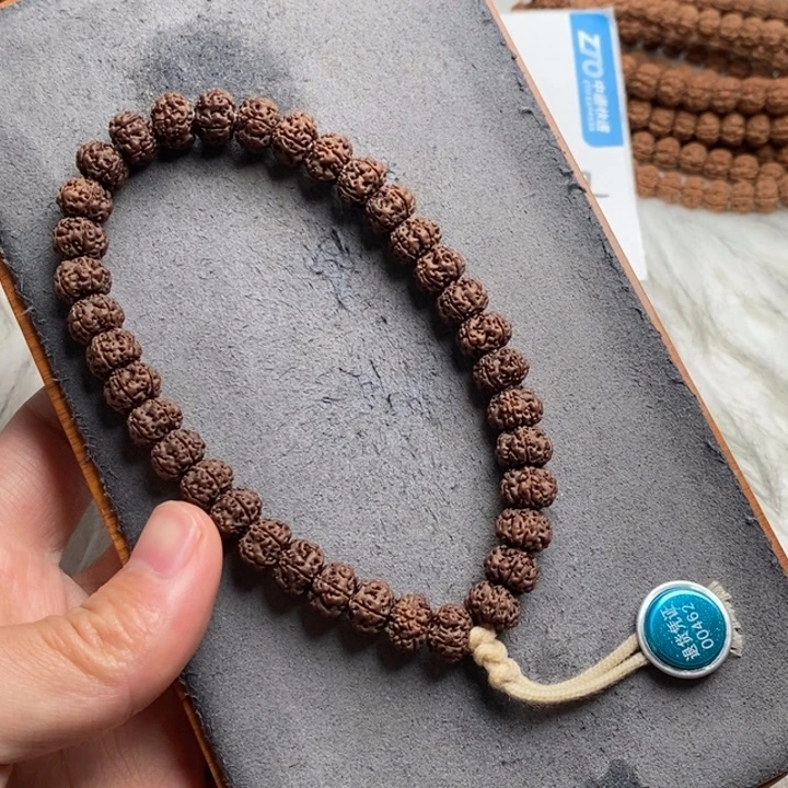 左***语金刚菩提吊坠平细