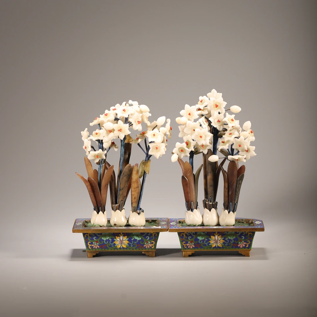 Lot35清代 景泰蓝嵌玉石盆景一对