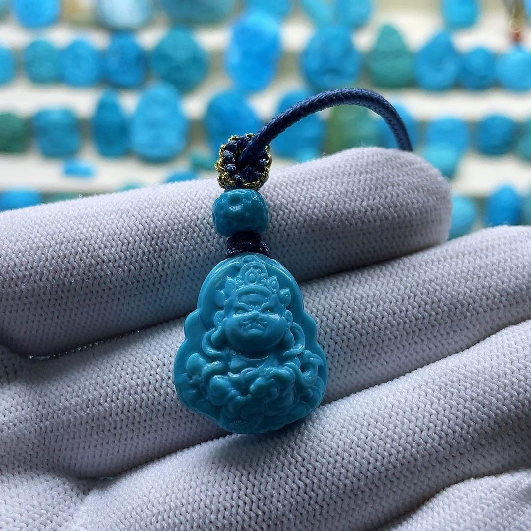 绿松石未镶嵌颈饰