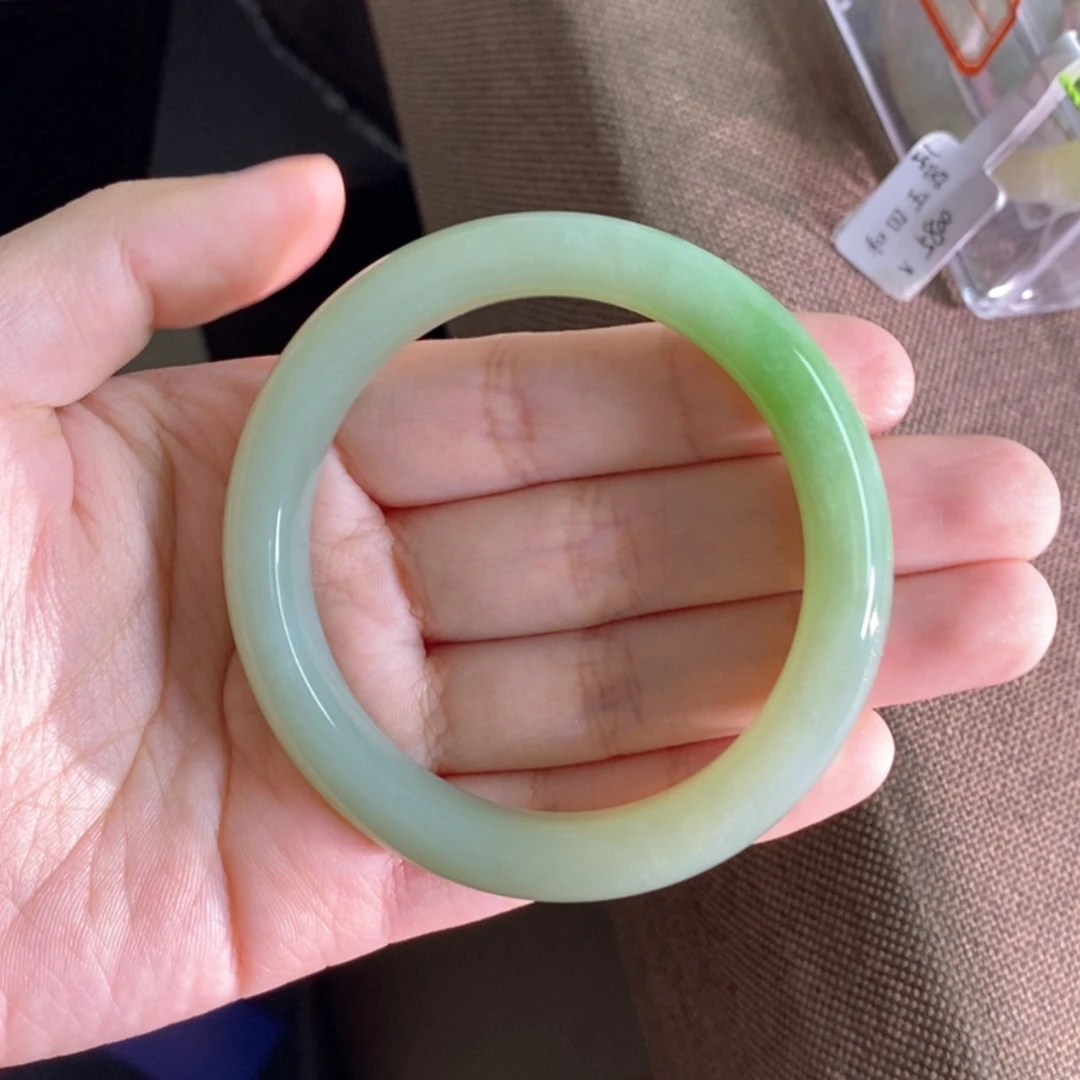 【闪购商品】和田玉（翠青玉）手镯未镶嵌5556